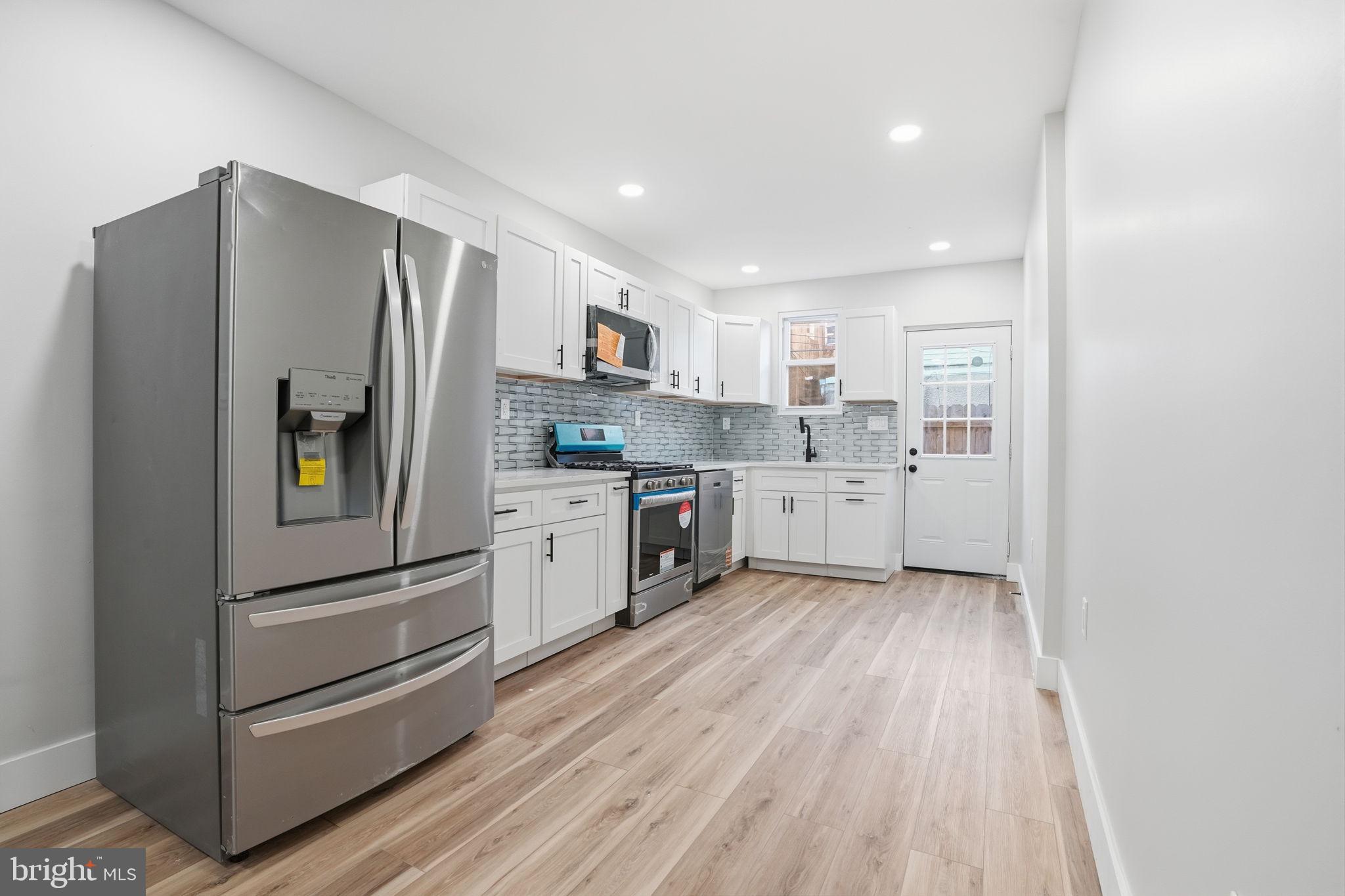 LOWER MOYAMENSING - Residential