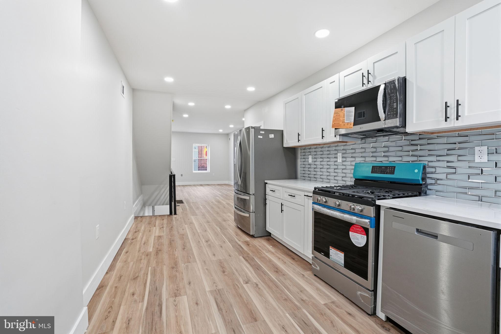 LOWER MOYAMENSING - Residential