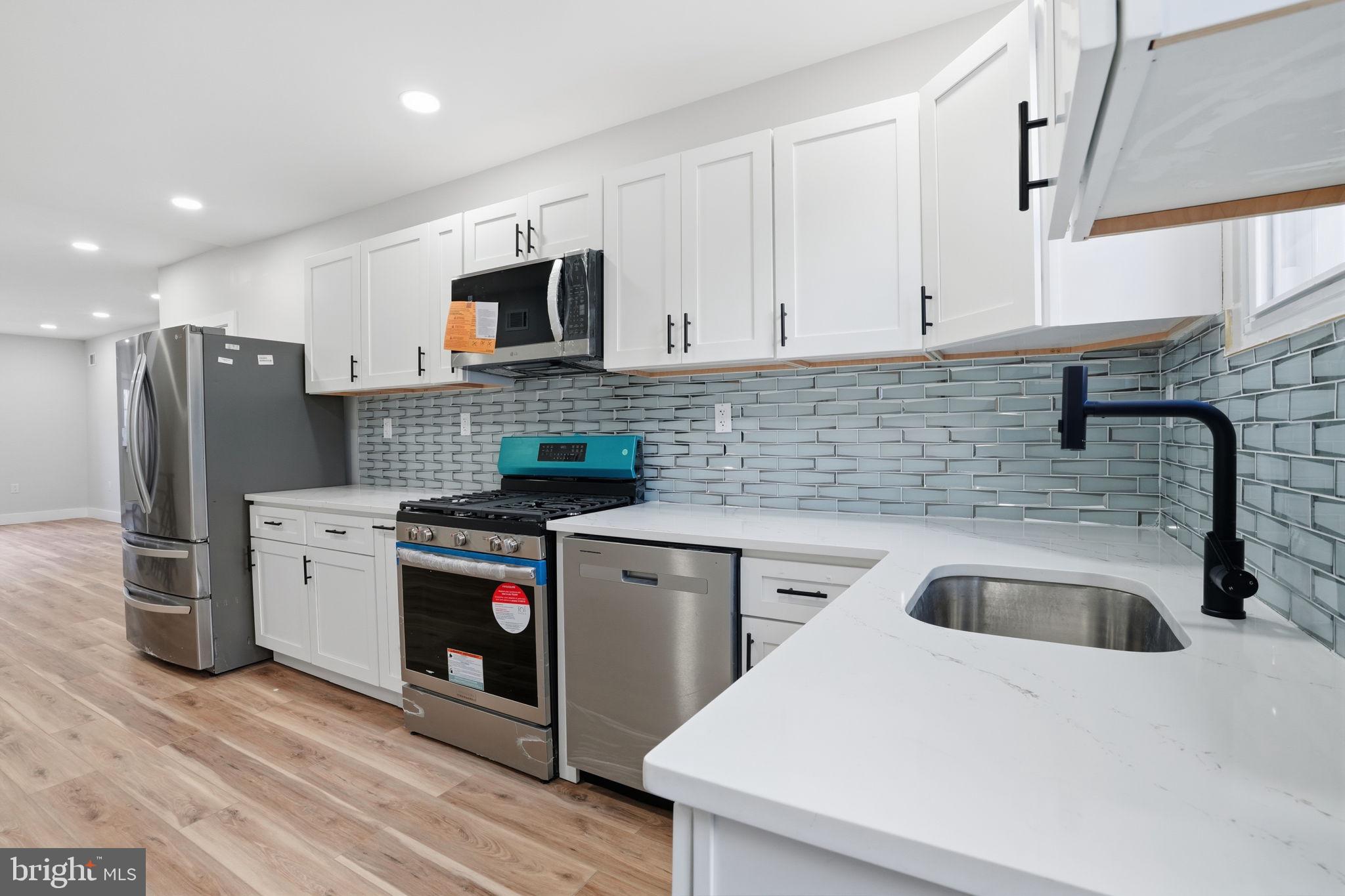 LOWER MOYAMENSING - Residential