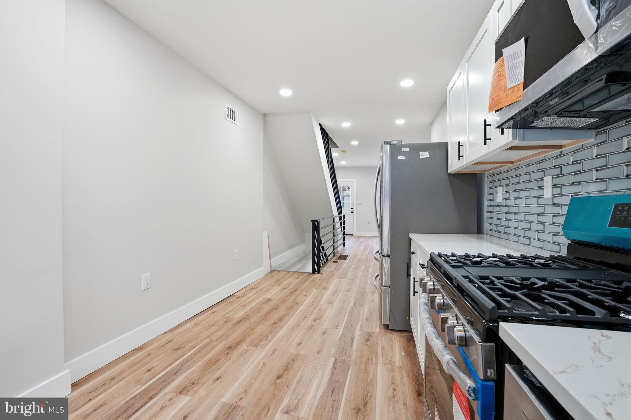 LOWER MOYAMENSING - Residential