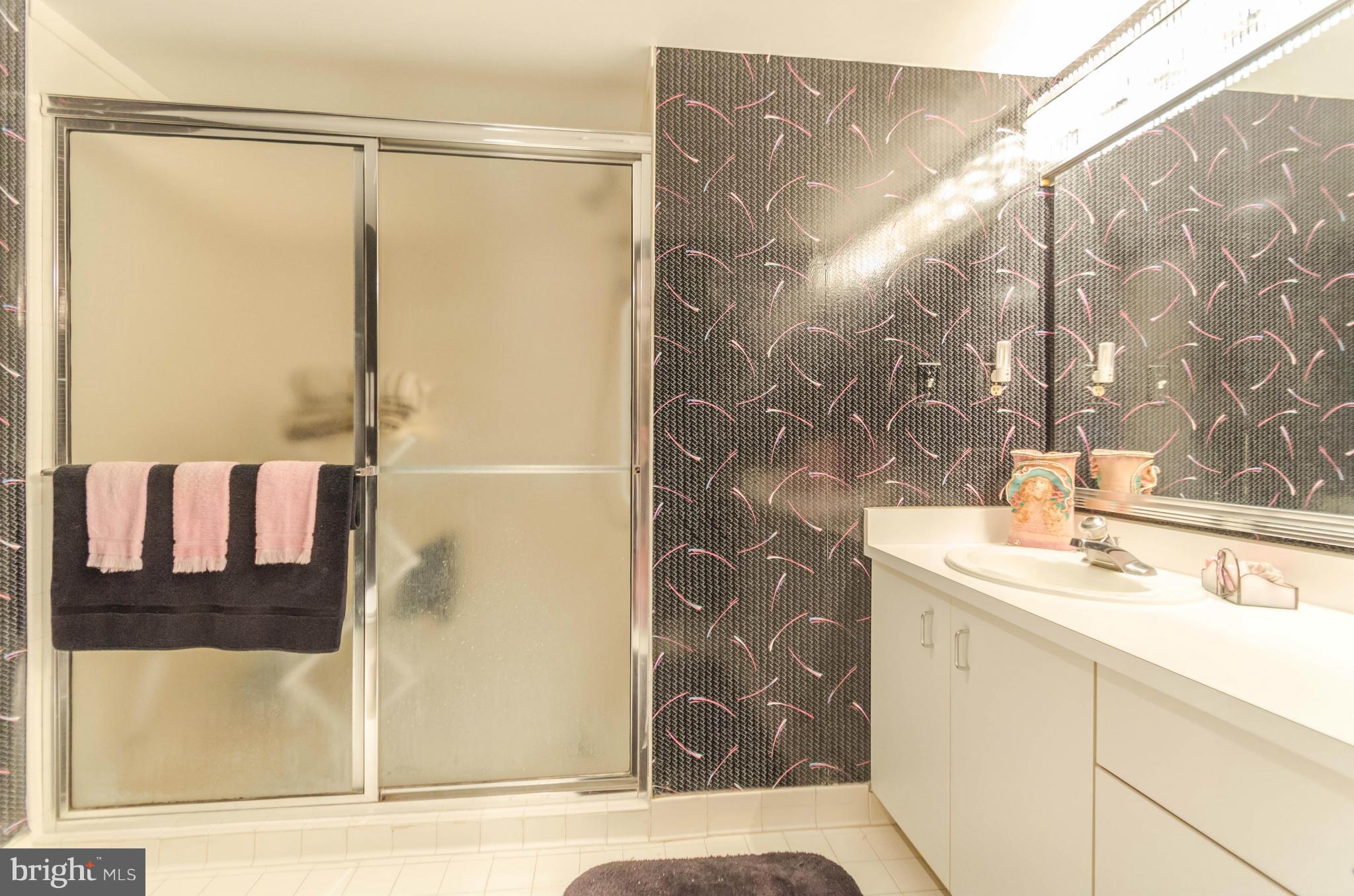 ANNEN WOODS - Residential