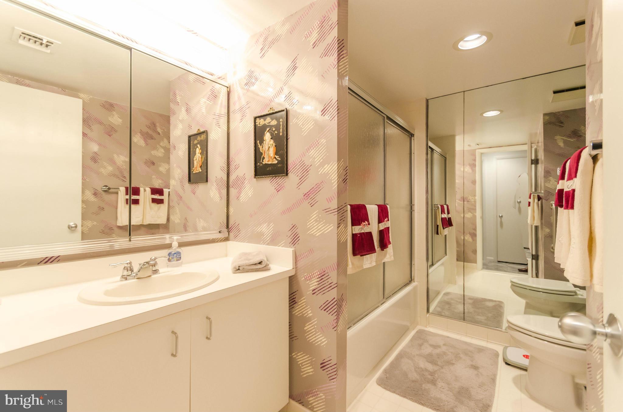 ANNEN WOODS - Residential