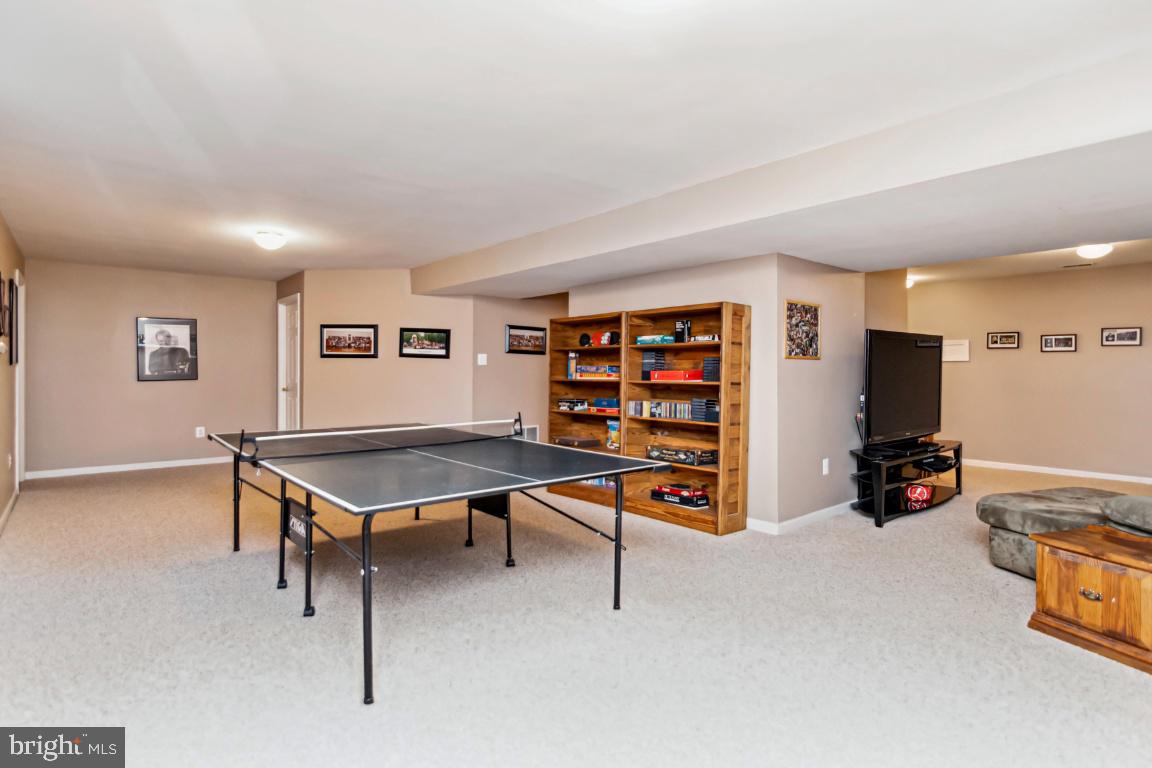 STONE MANOR - Residential