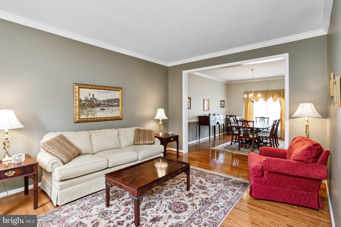 STONE MANOR - Residential