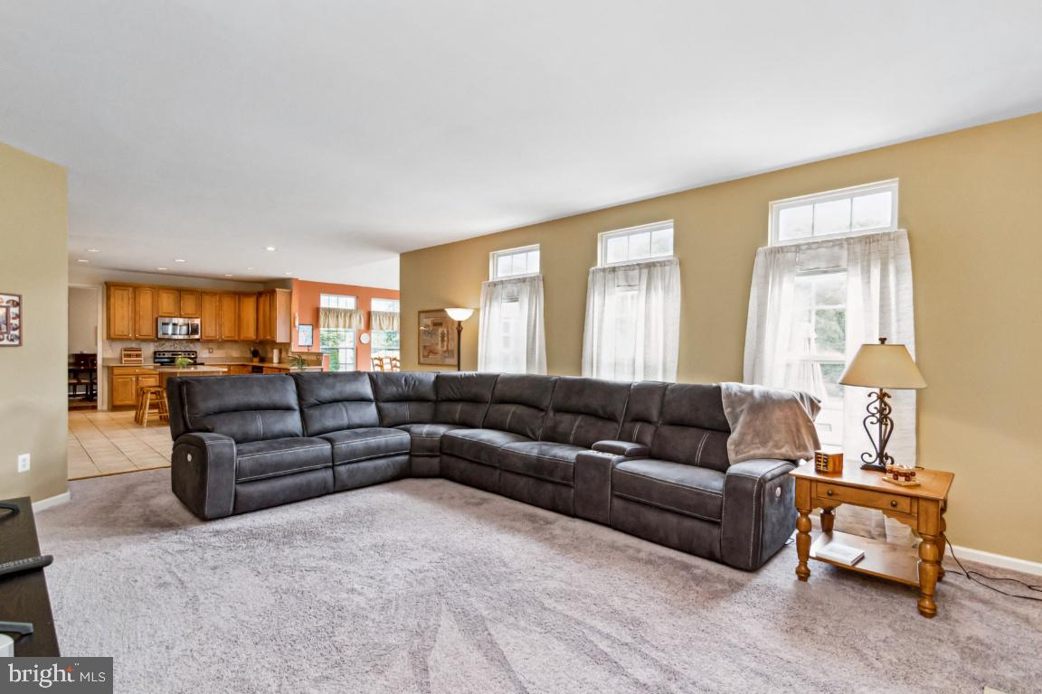 STONE MANOR - Residential