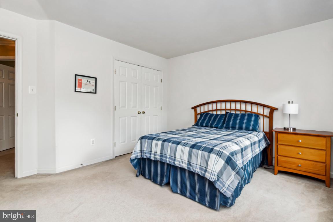 STONE MANOR - Residential