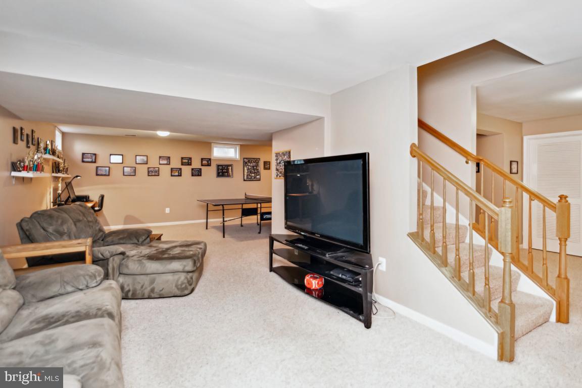 STONE MANOR - Residential