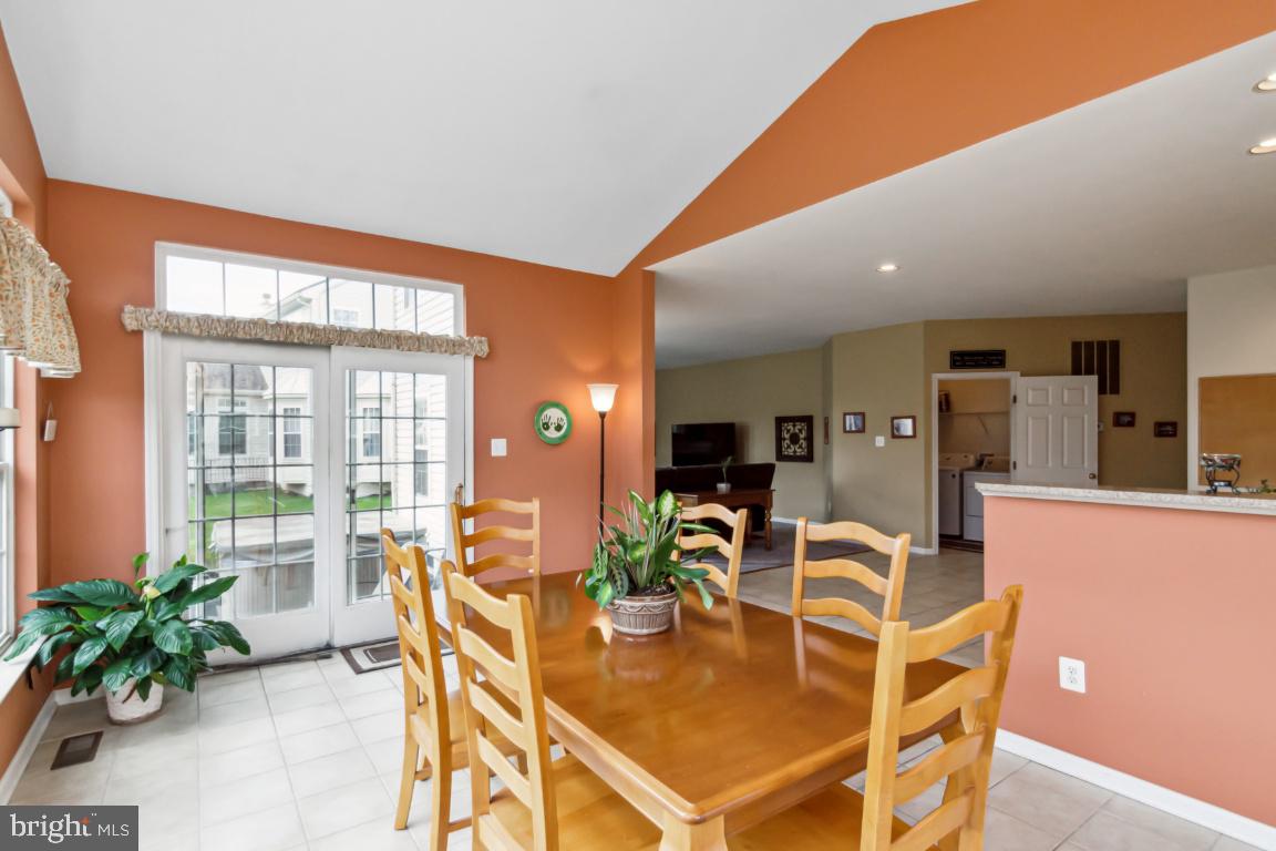 STONE MANOR - Residential