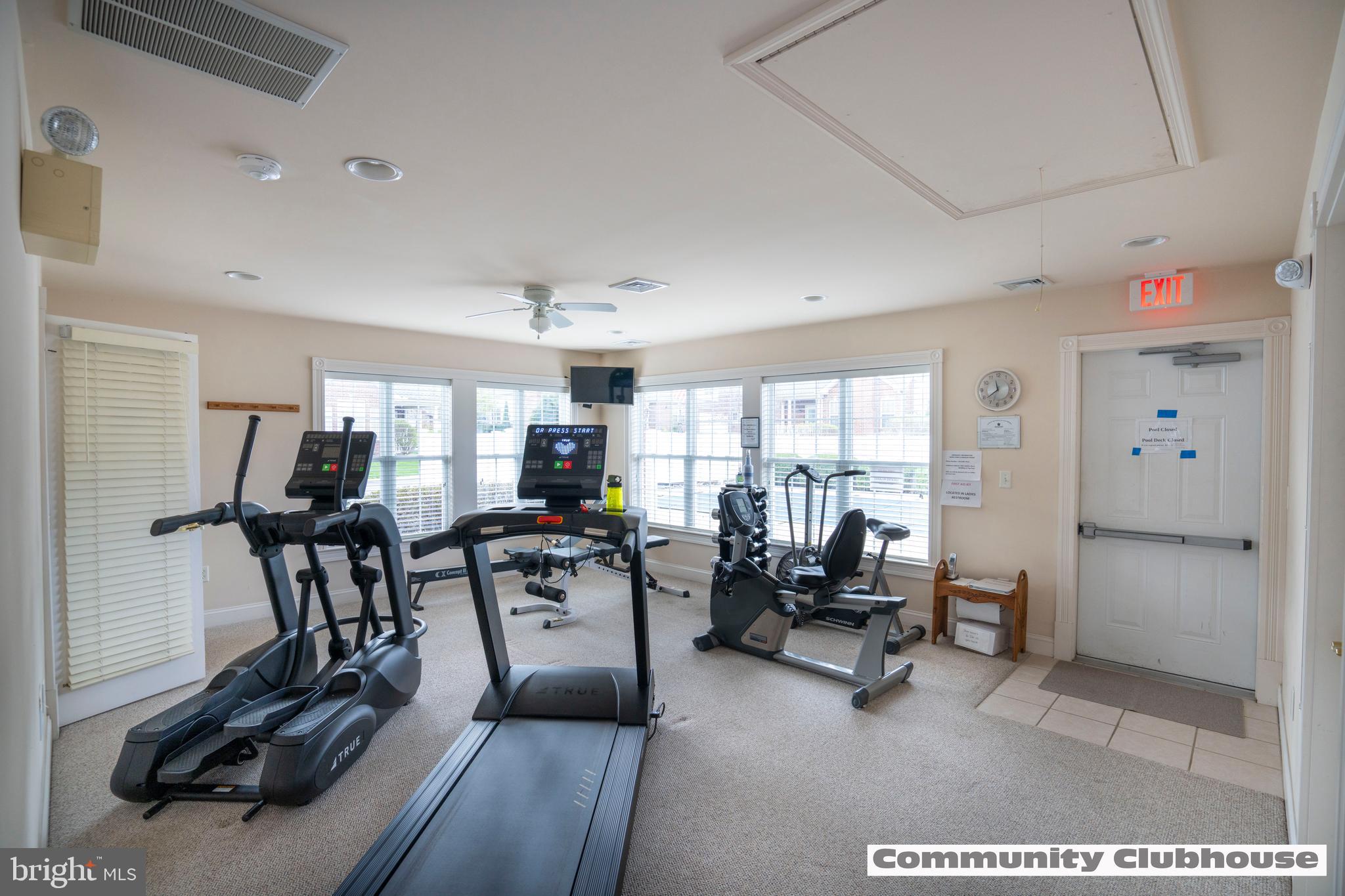 ENGLISH MEADOWS - Residential