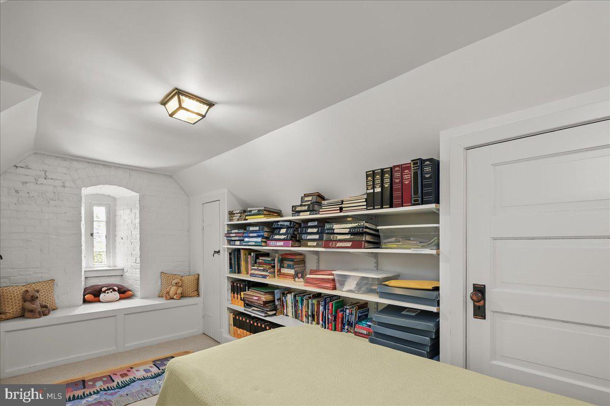 GIBSON ISLAND - Residential