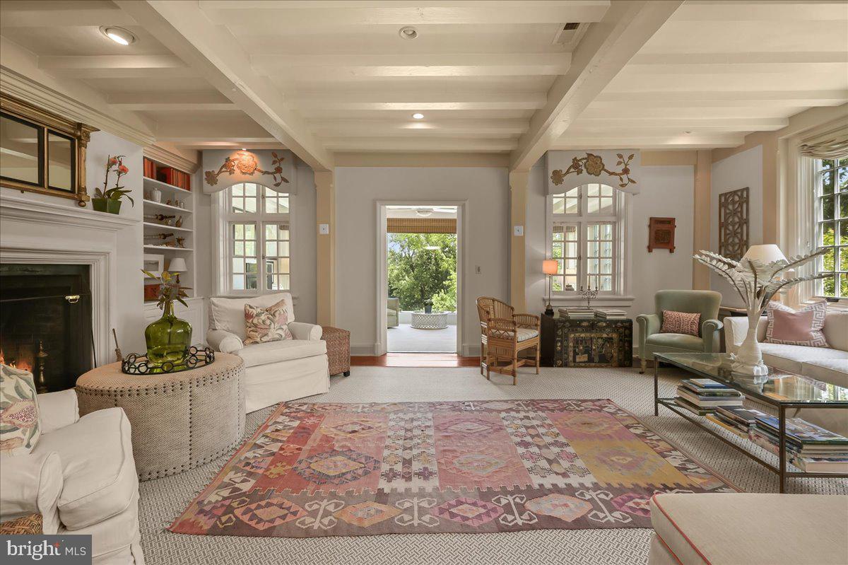 GIBSON ISLAND - Residential