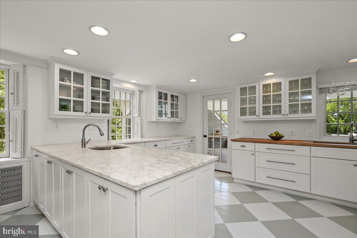 GIBSON ISLAND - Residential