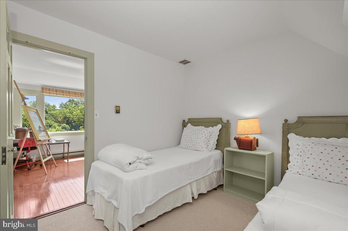 GIBSON ISLAND - Residential