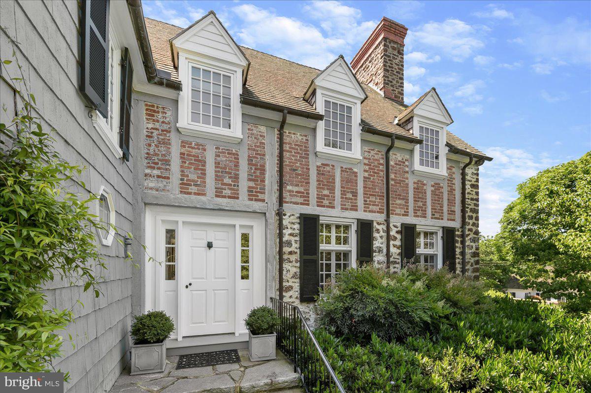 GIBSON ISLAND - Residential