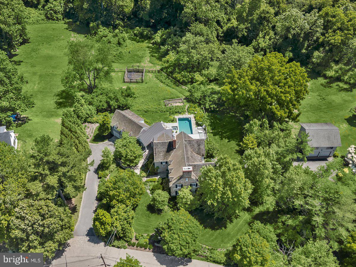 GIBSON ISLAND - Residential