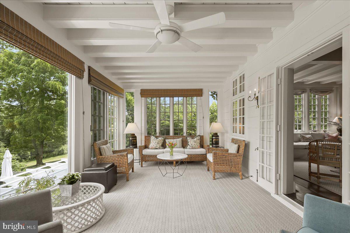 GIBSON ISLAND - Residential