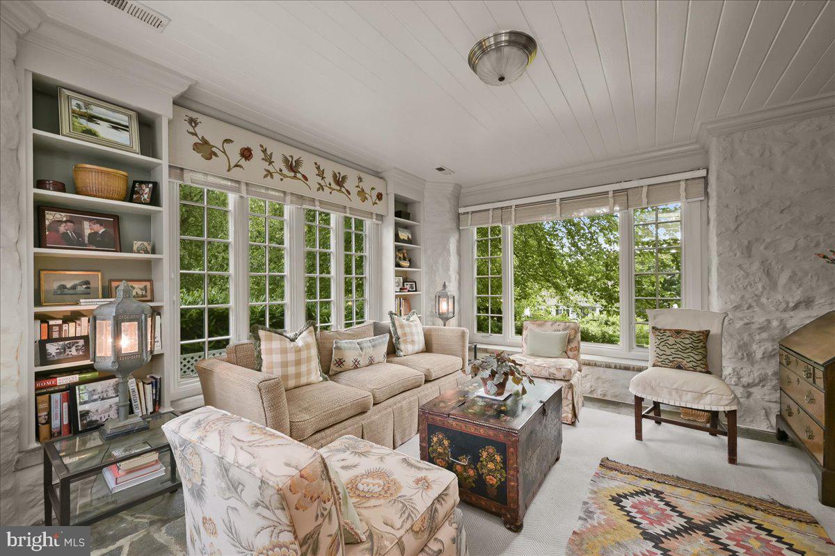 GIBSON ISLAND - Residential