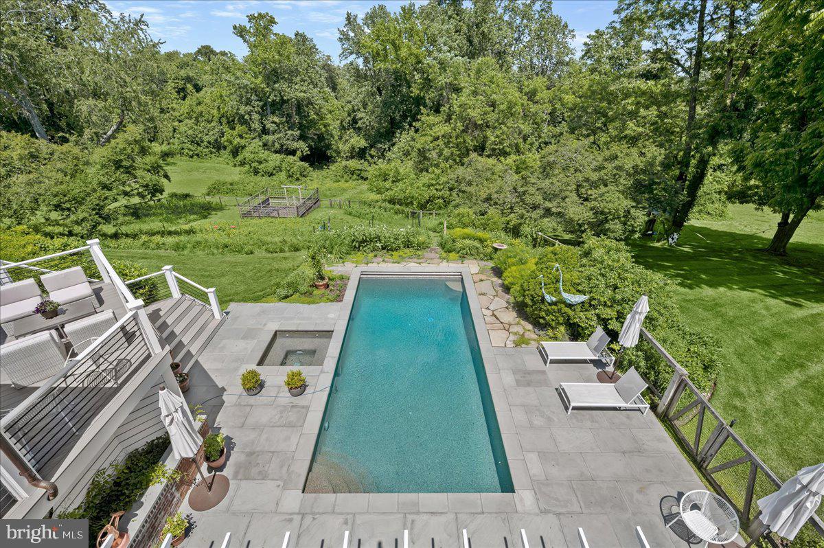 GIBSON ISLAND - Residential