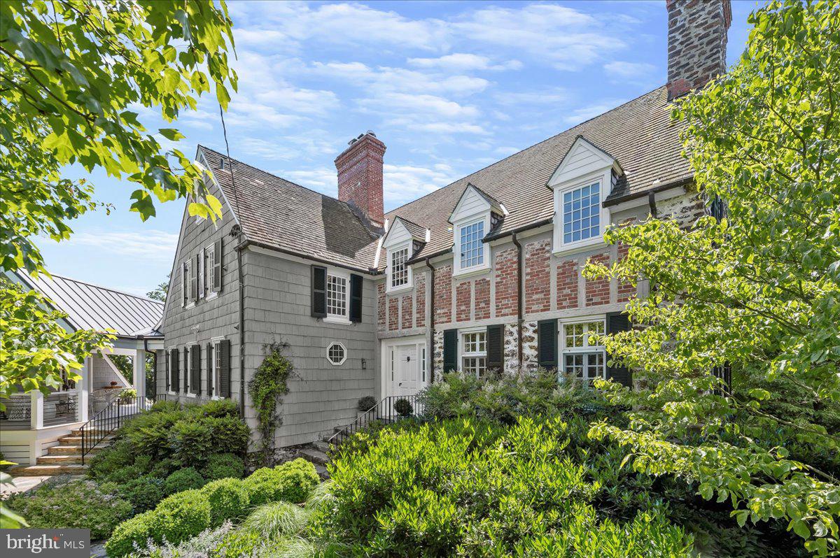 GIBSON ISLAND - Residential