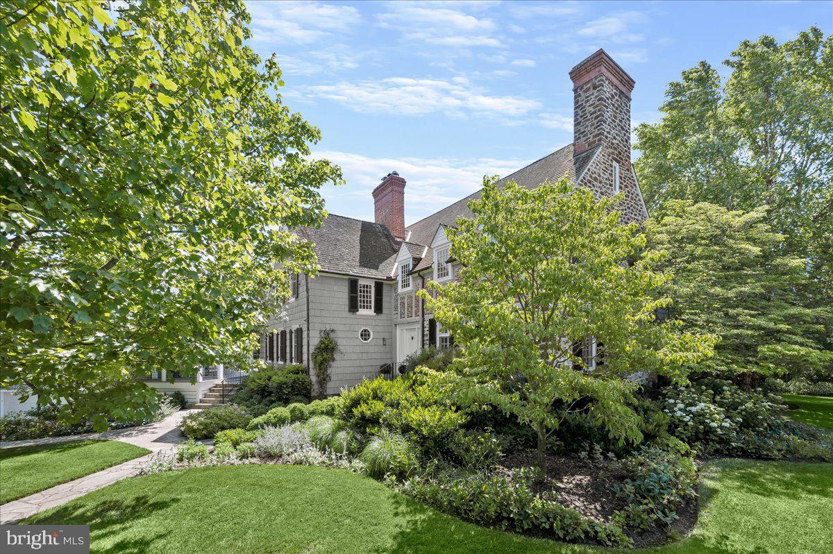 GIBSON ISLAND - Residential