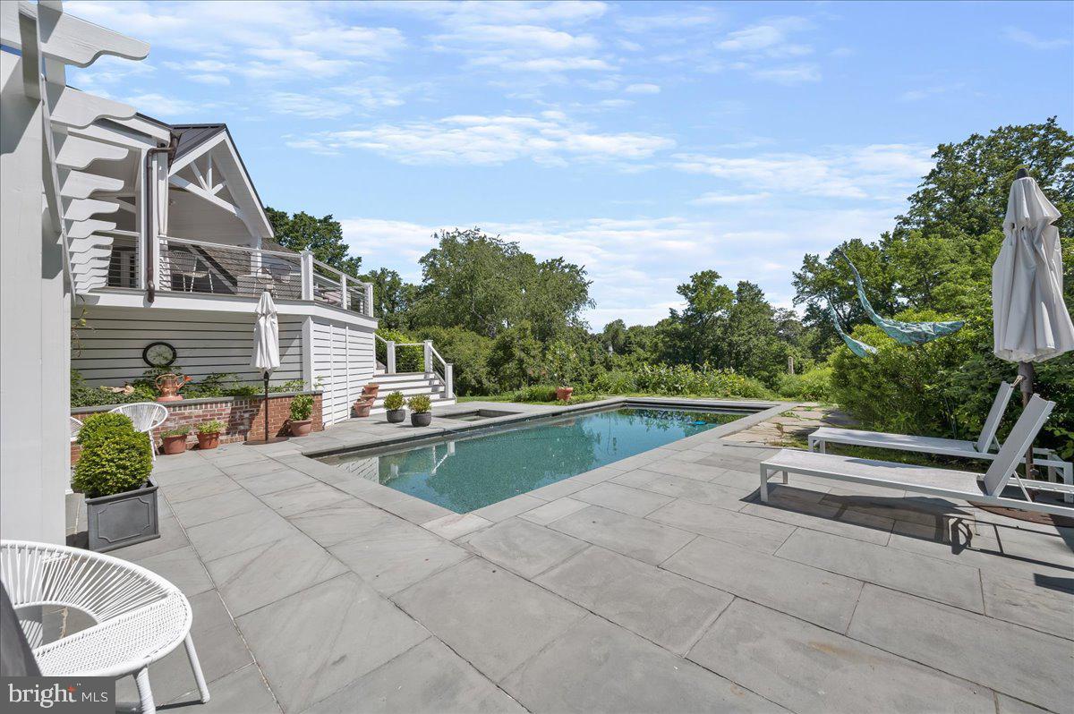 GIBSON ISLAND - Residential