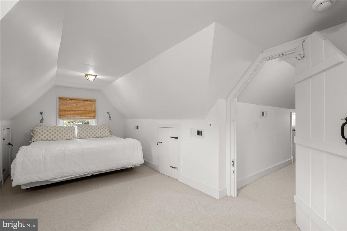 GIBSON ISLAND - Residential