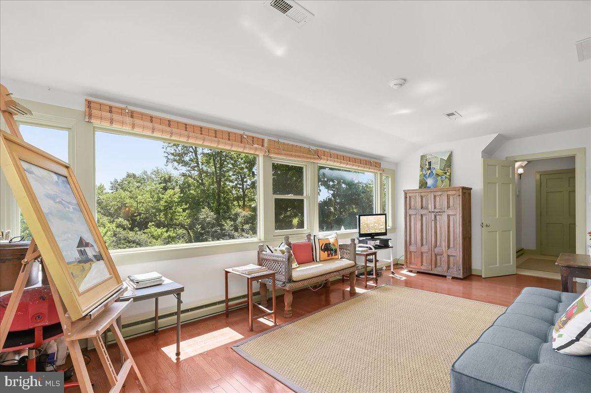 GIBSON ISLAND - Residential