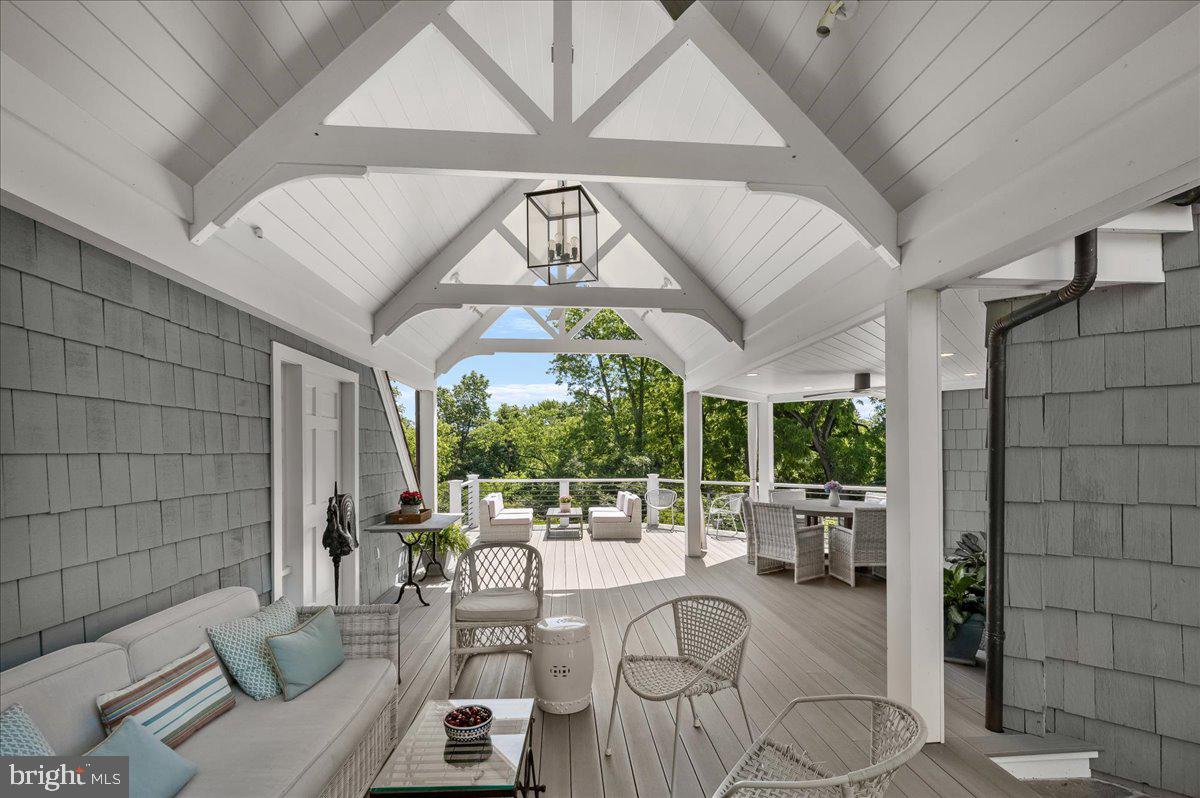 GIBSON ISLAND - Residential