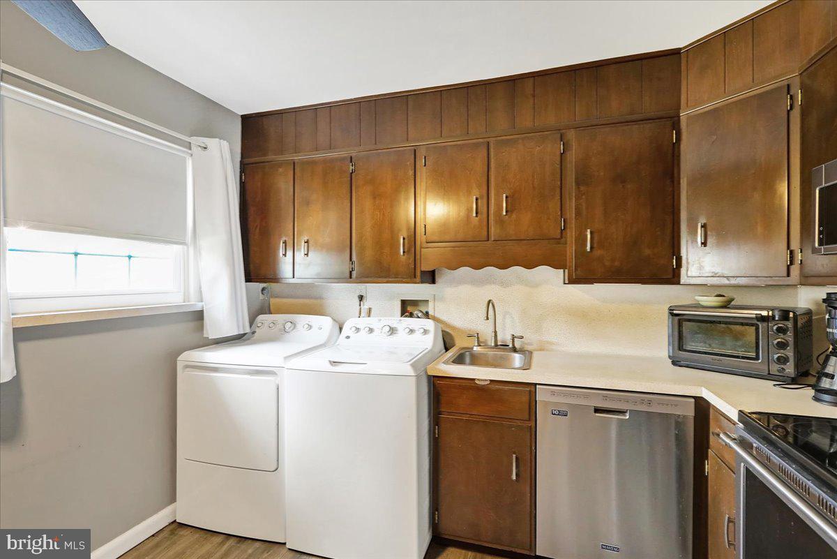 CRESTWOOD - Residential