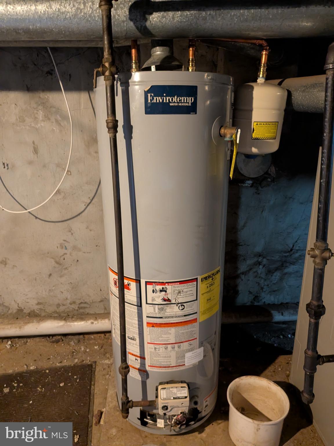 SQUIRREL HILL - Residential