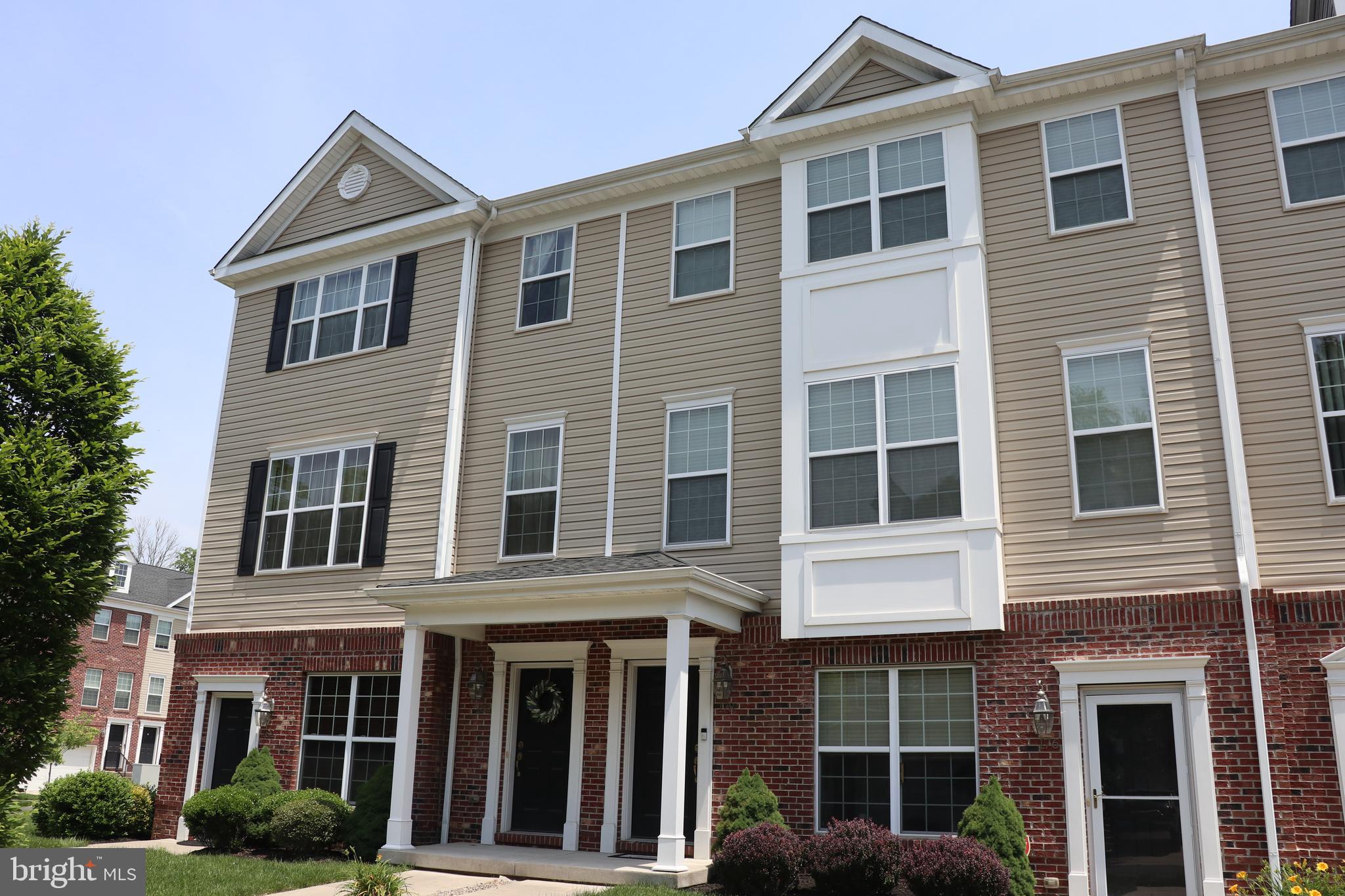 178 CREEKSIDE WAY