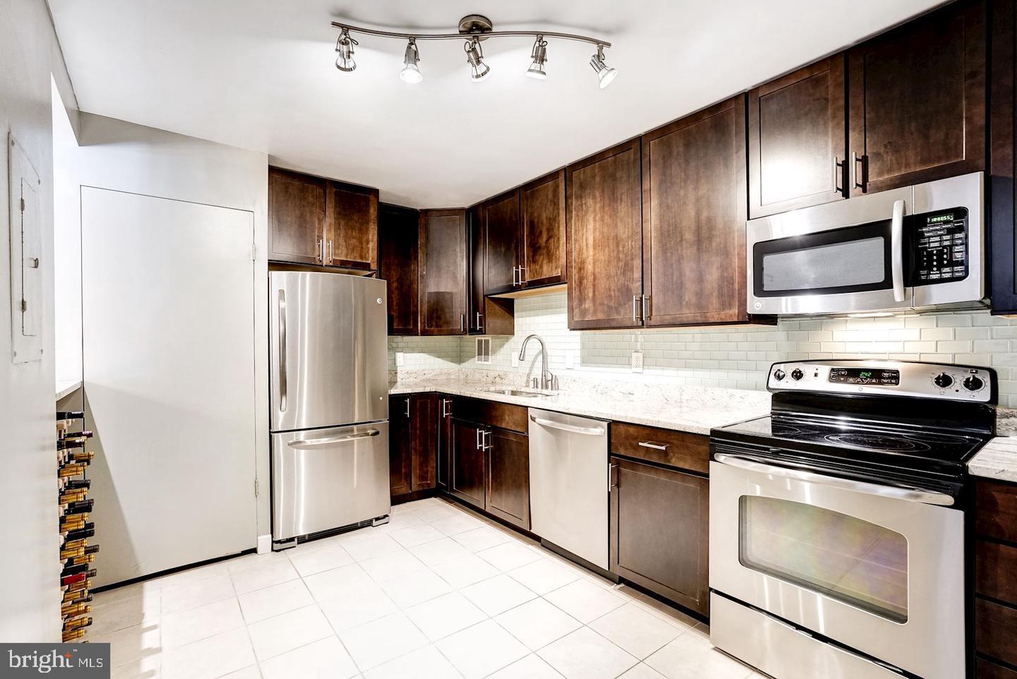 GEORGETOWN - Residential Lease