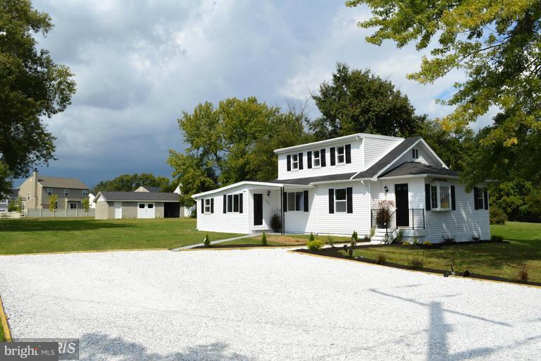 CARVEL BEACH - Residential