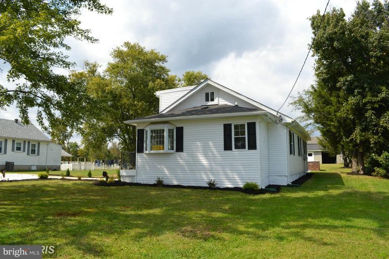 CARVEL BEACH - Residential