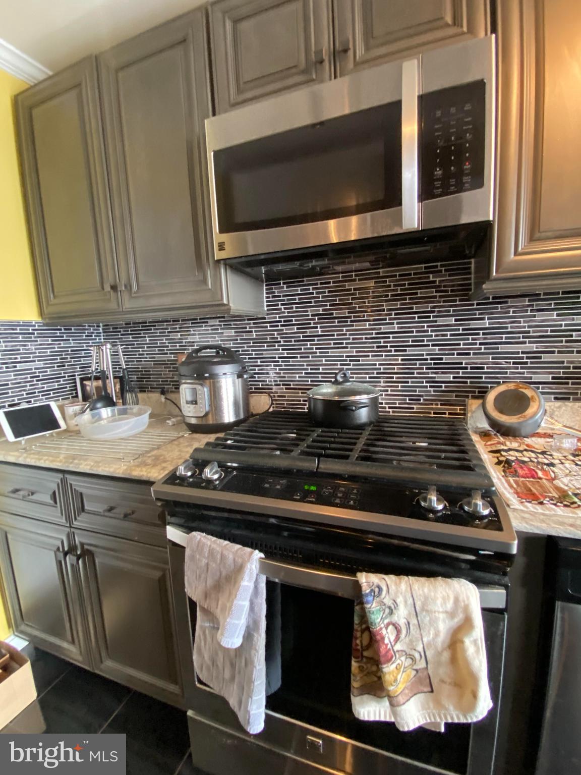 PARK SUTTON CODM - Residential Lease