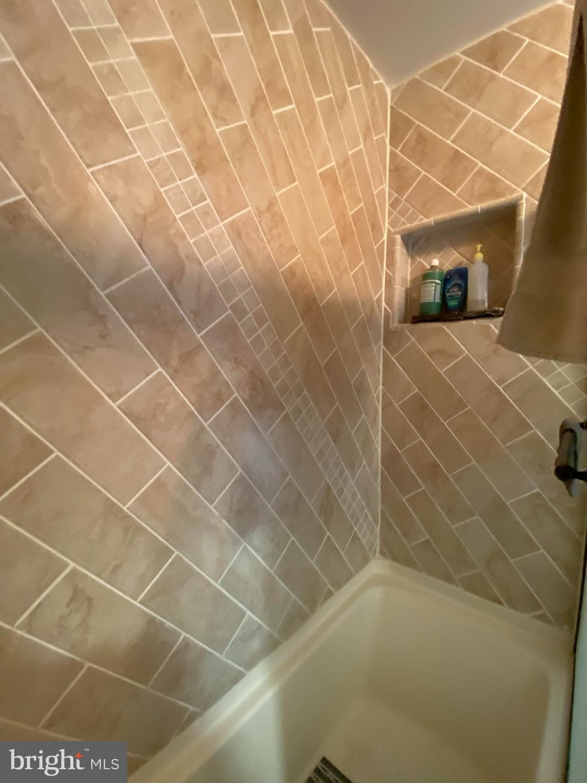 PARK SUTTON CODM - Residential Lease