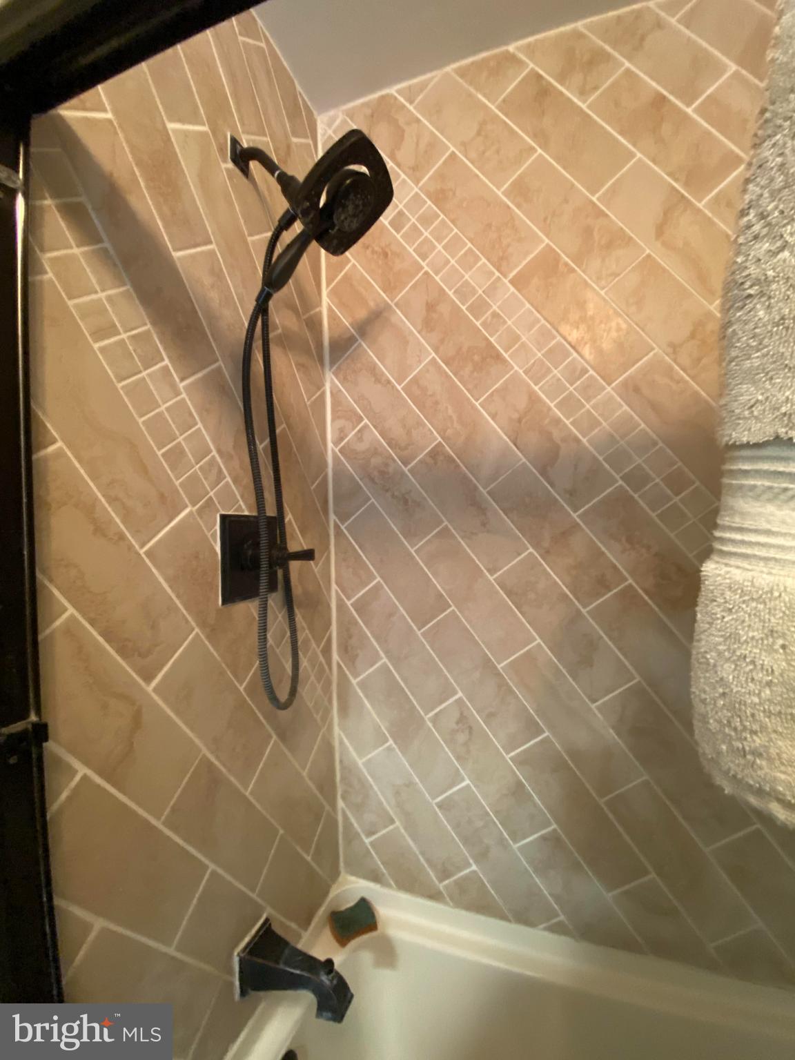 PARK SUTTON CODM - Residential Lease