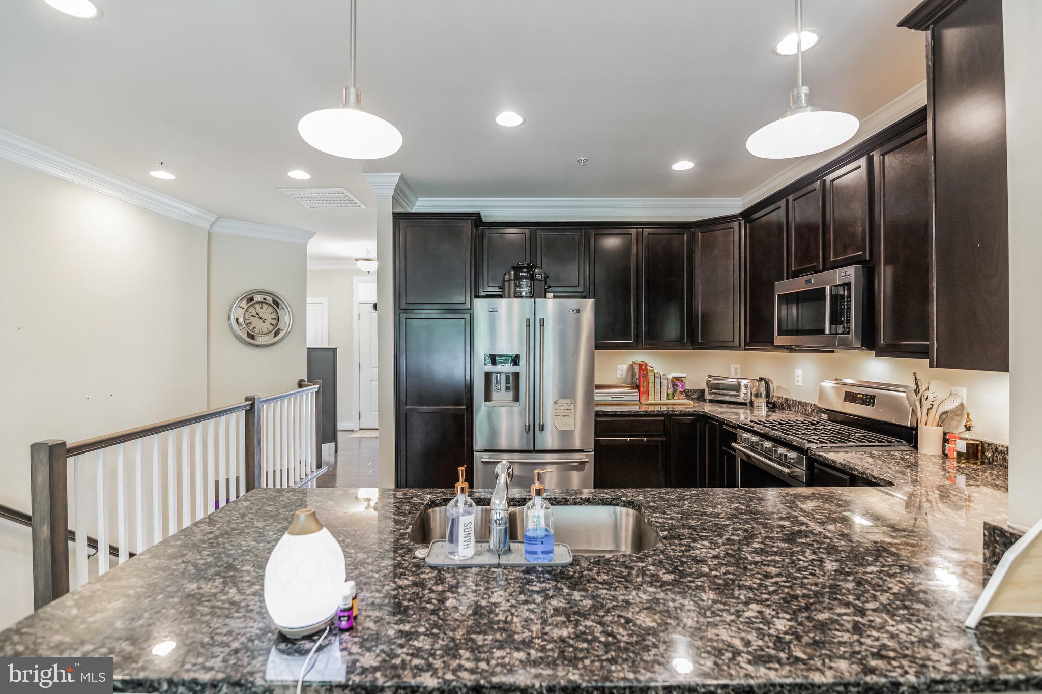 THE VILLAGES OF STEEPLECHASE - Residential Lease