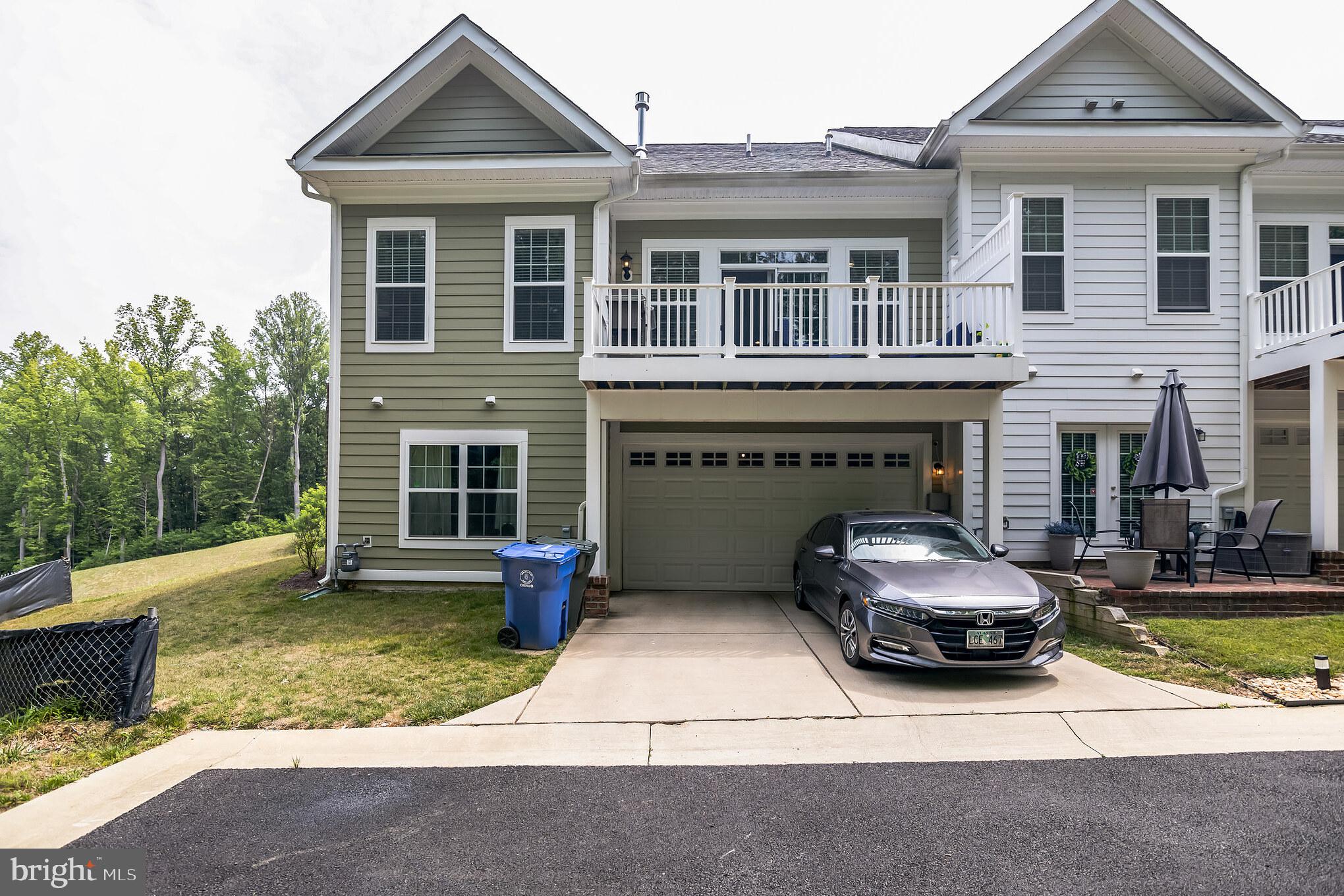 THE VILLAGES OF STEEPLECHASE - Residential Lease