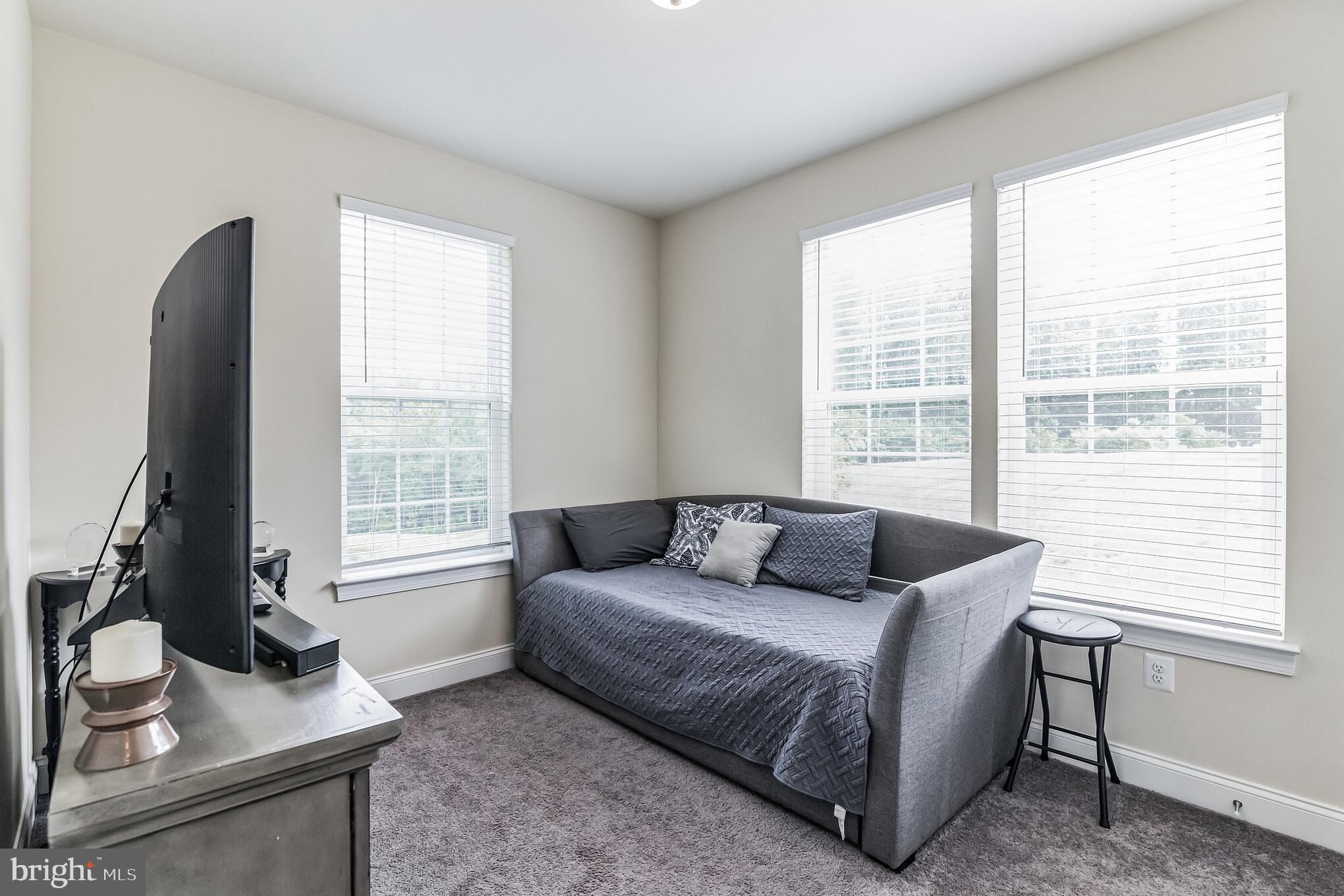 THE VILLAGES OF STEEPLECHASE - Residential Lease