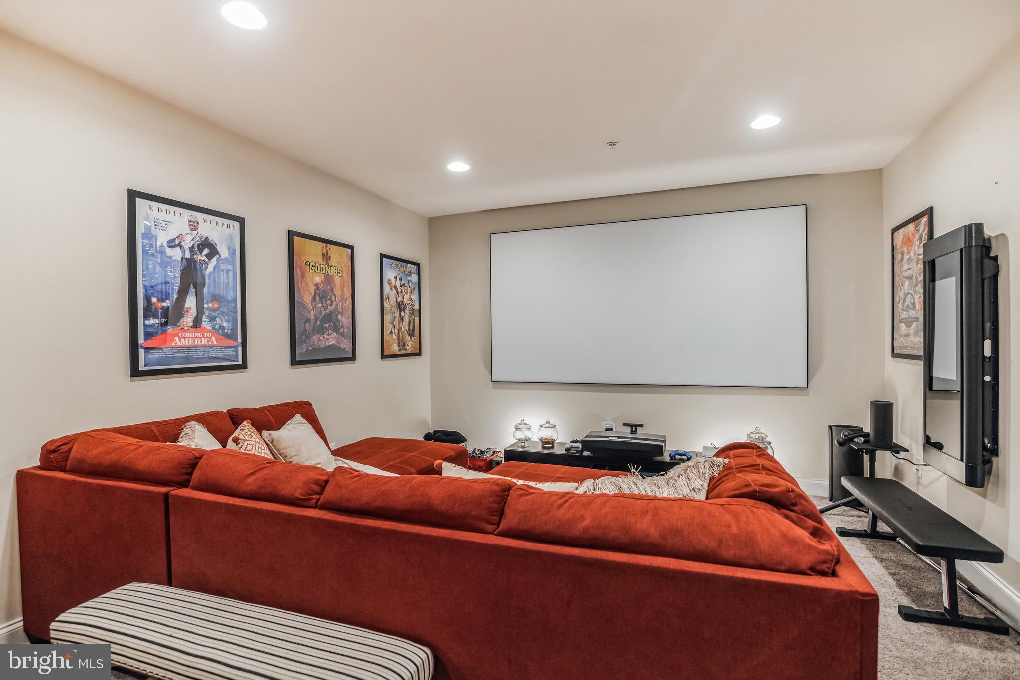 THE VILLAGES OF STEEPLECHASE - Residential Lease