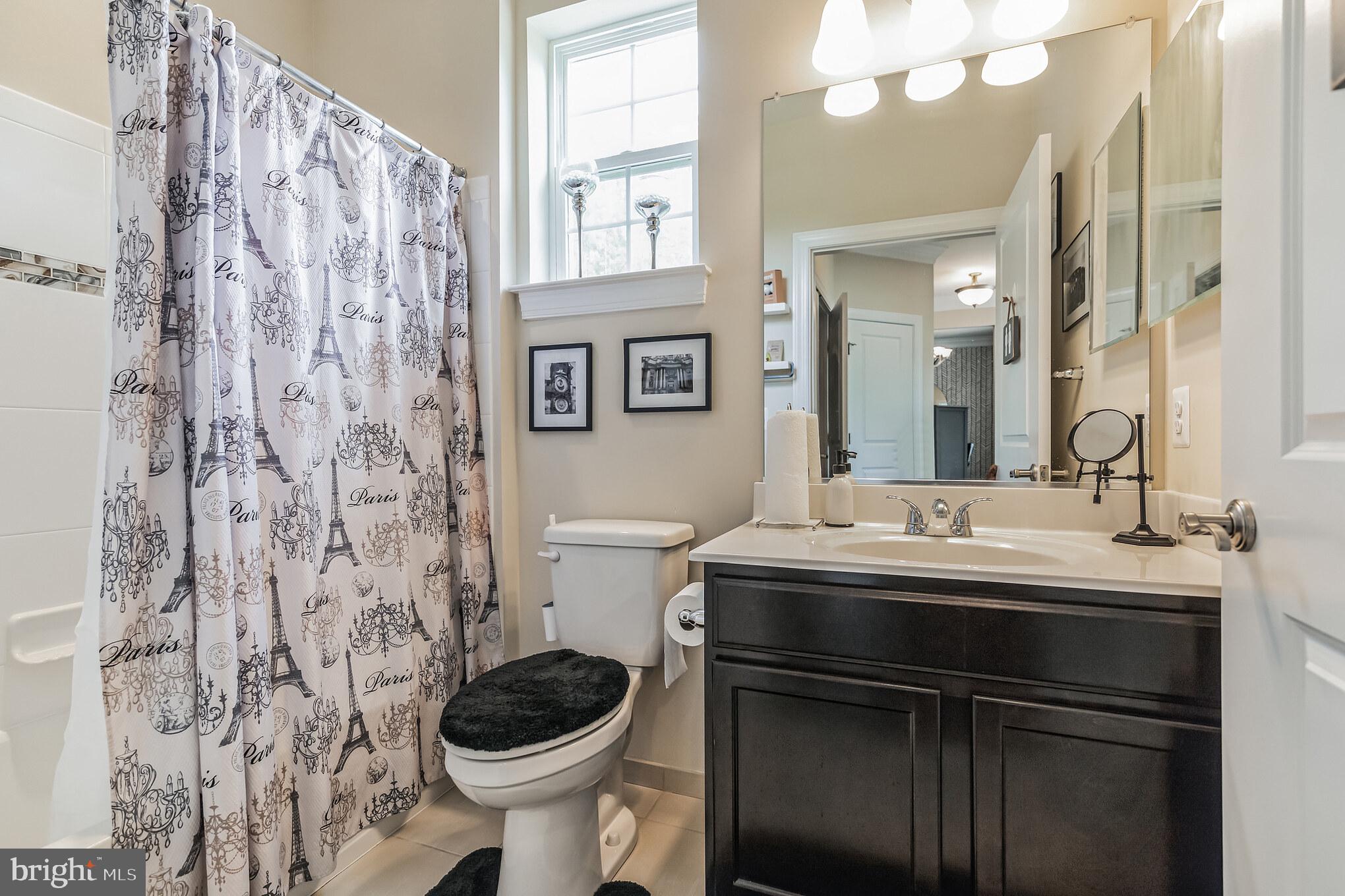 THE VILLAGES OF STEEPLECHASE - Residential Lease