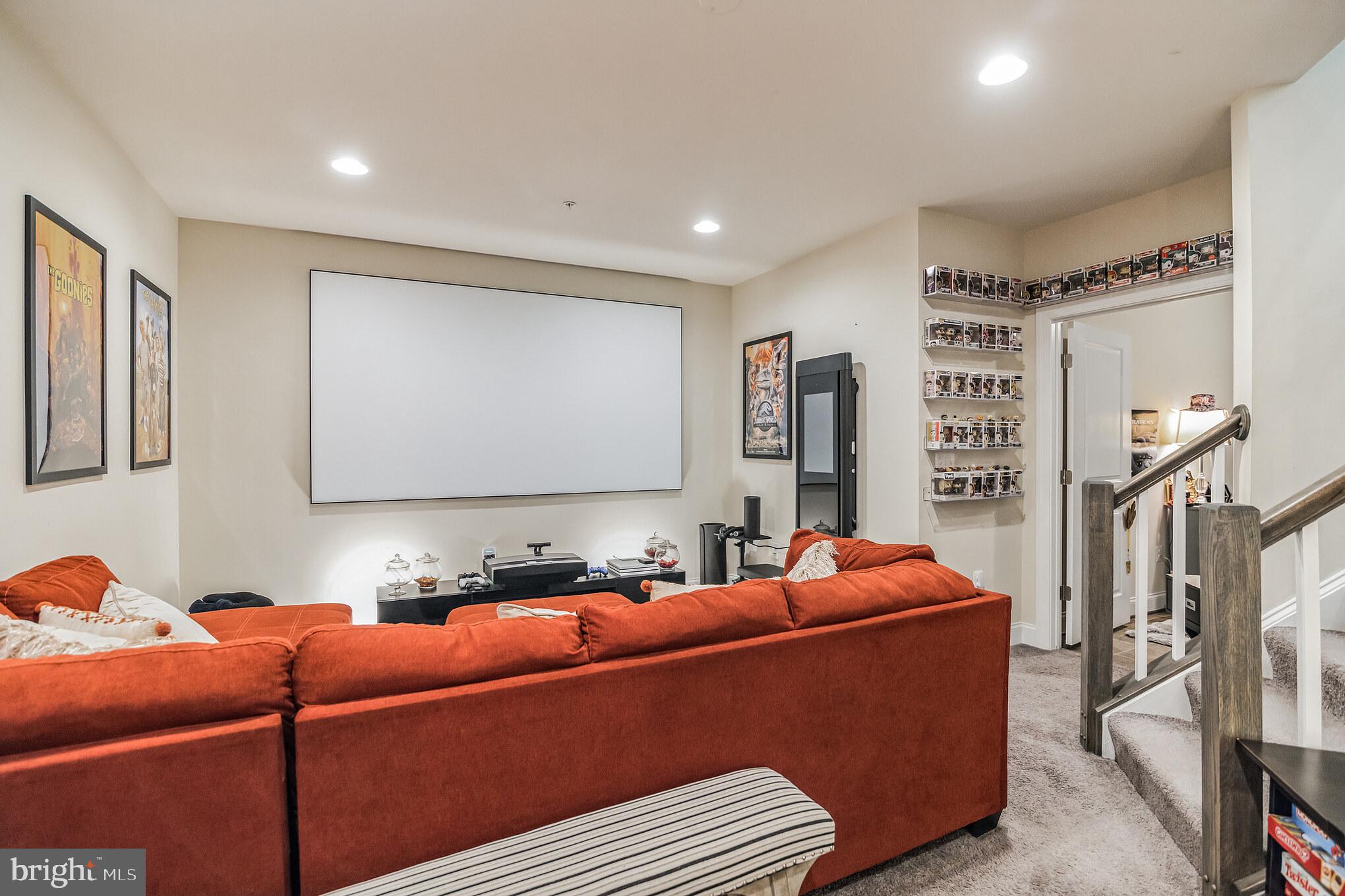 THE VILLAGES OF STEEPLECHASE - Residential Lease