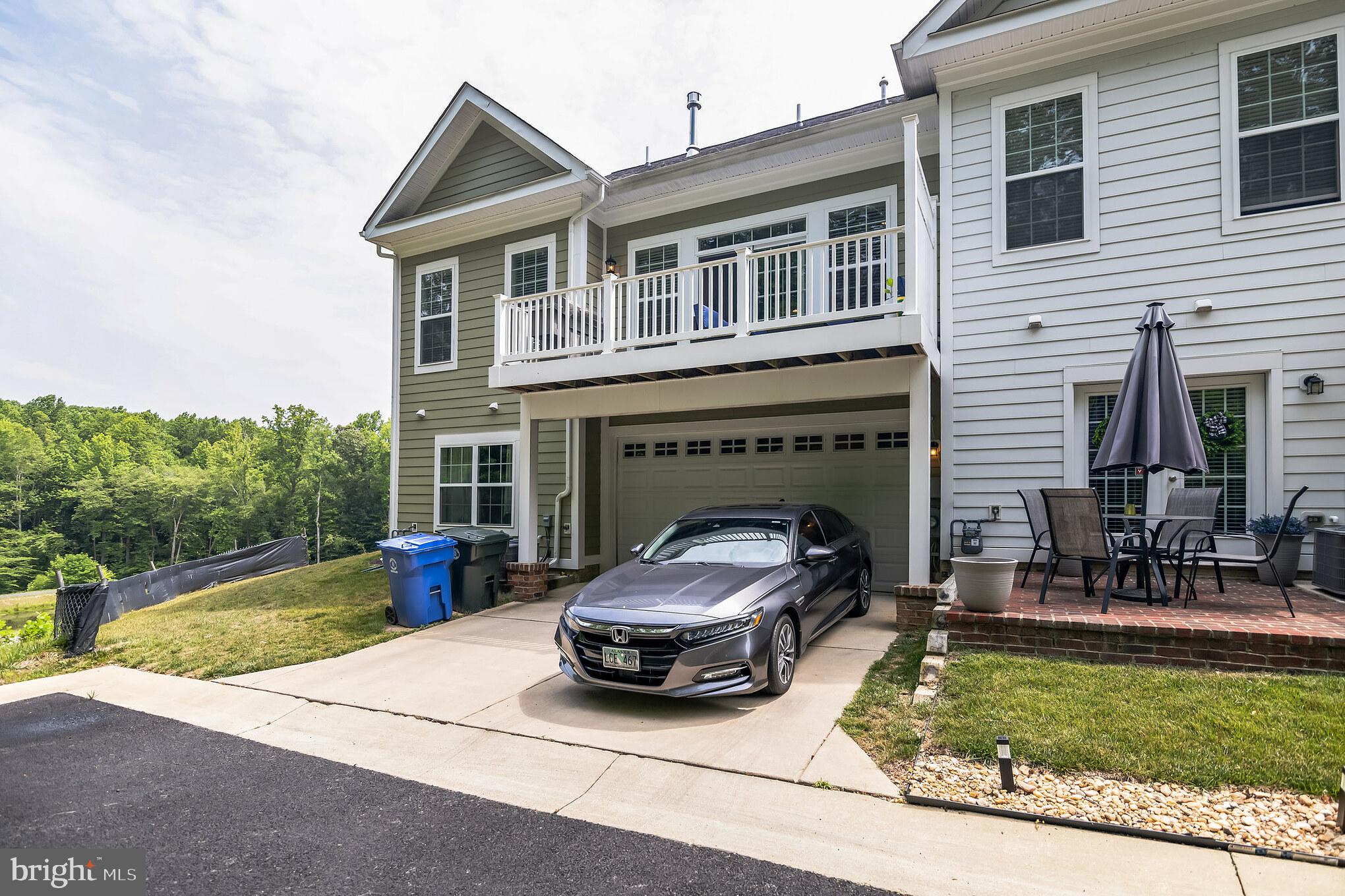 THE VILLAGES OF STEEPLECHASE - Residential Lease