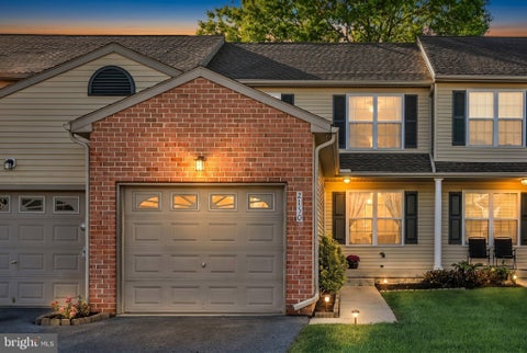 Townhouse For Sale - 2150 Penn Street<br/> LEBANON, PA 17042
