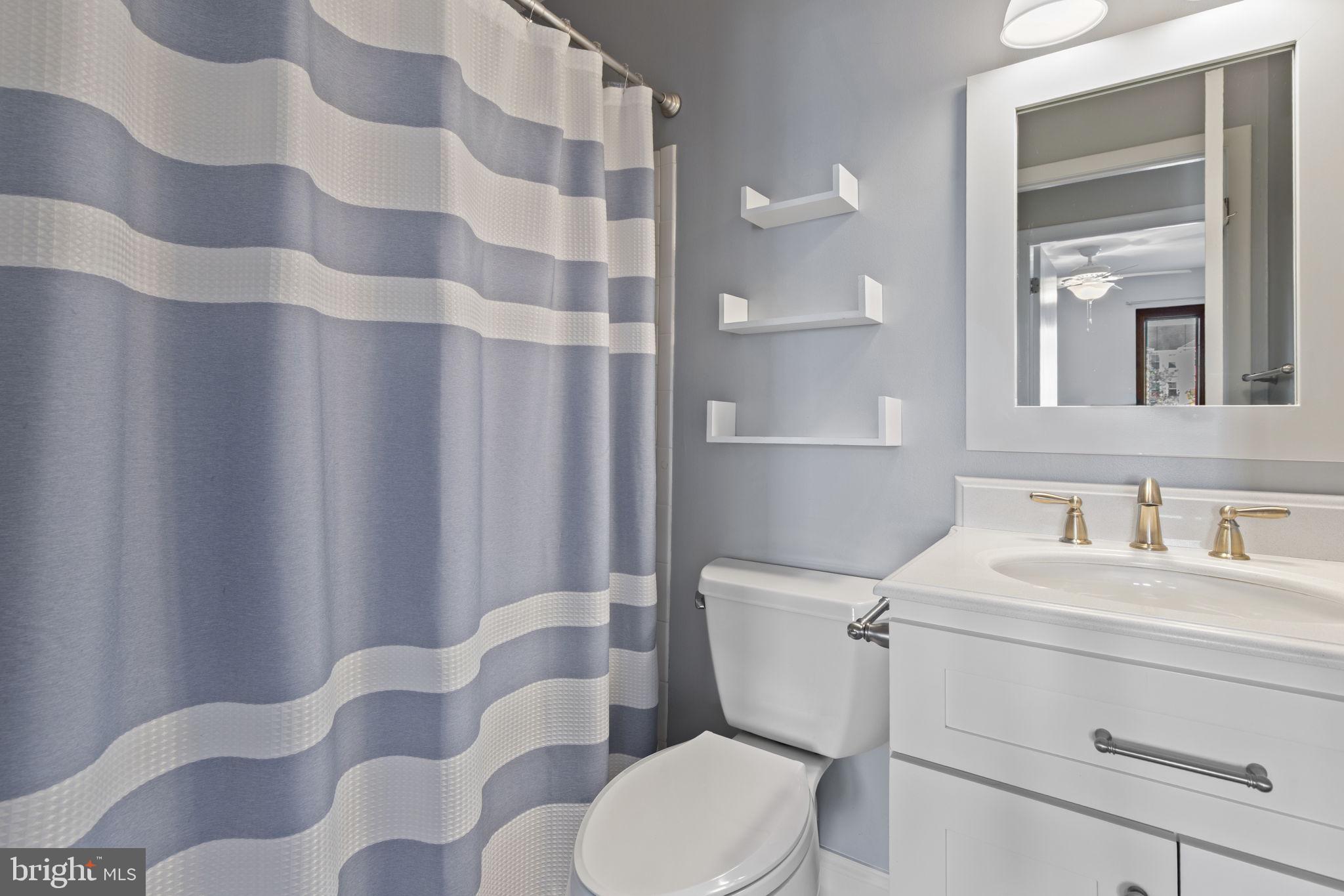 GUNPOWDER COVE - Residential