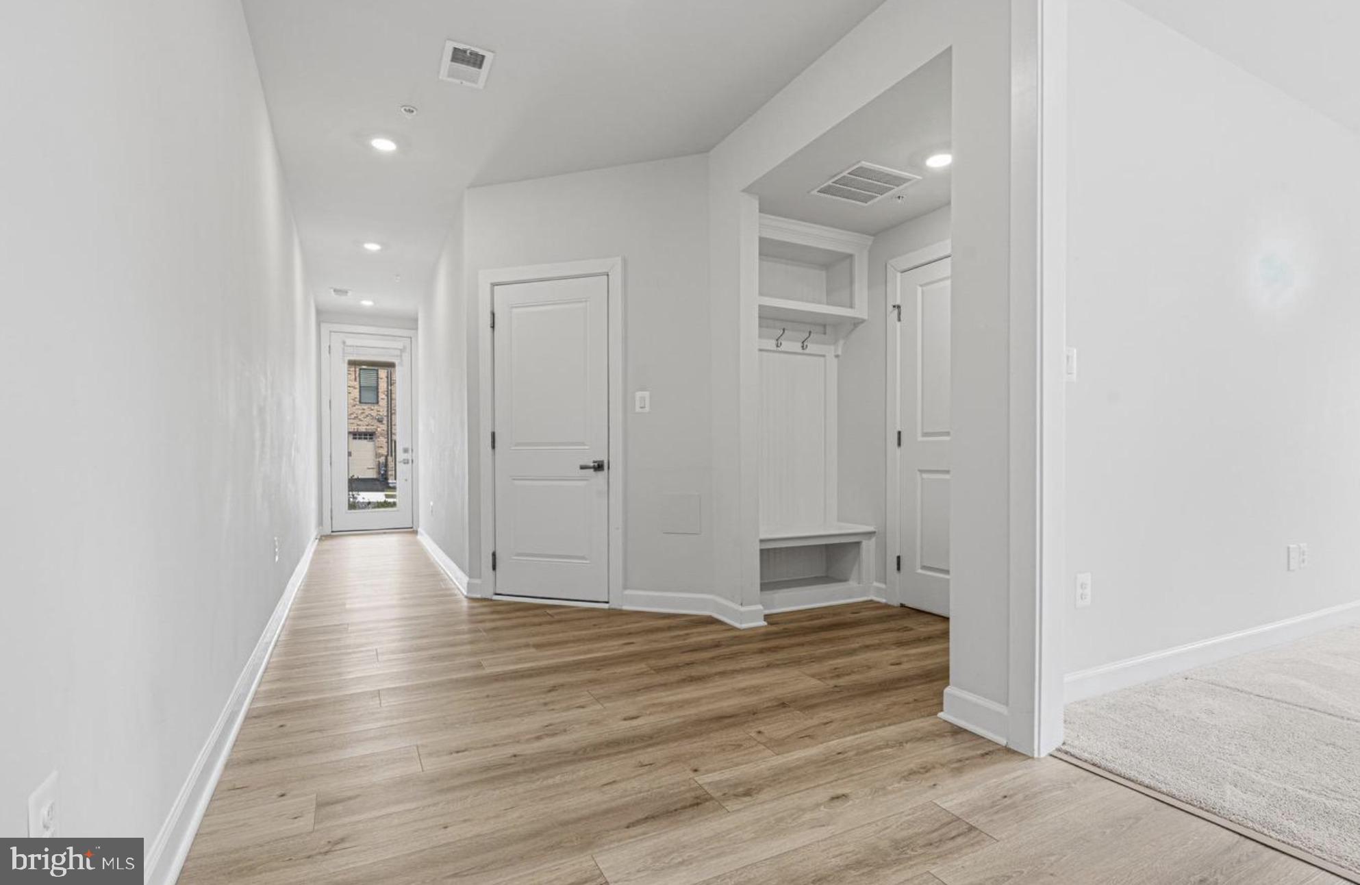 13866 RIDGEVIEW COURT
