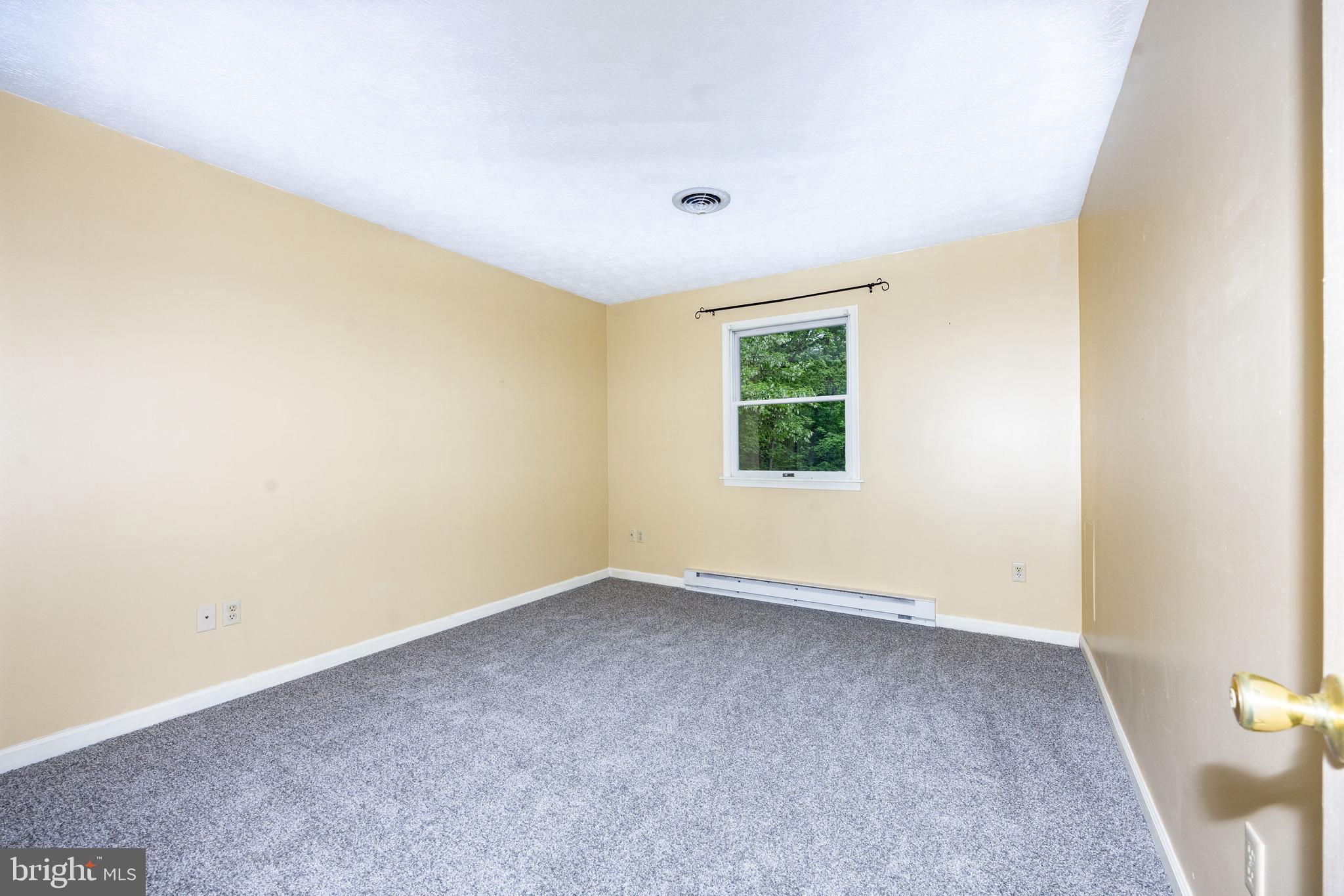 GLENWOOD FOREST - Residential