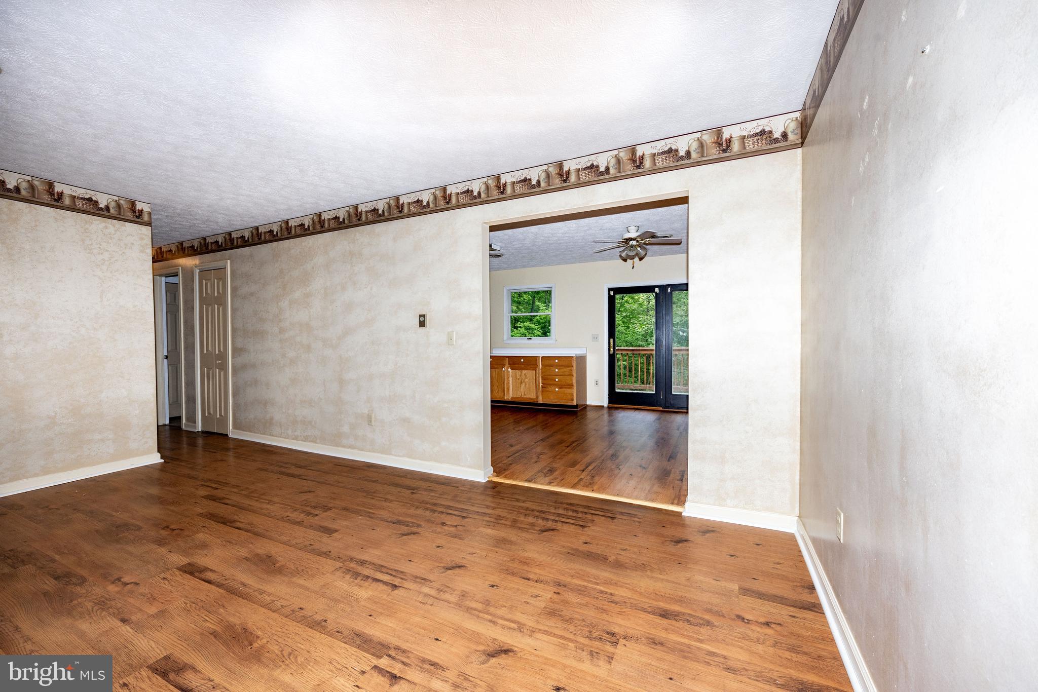 GLENWOOD FOREST - Residential