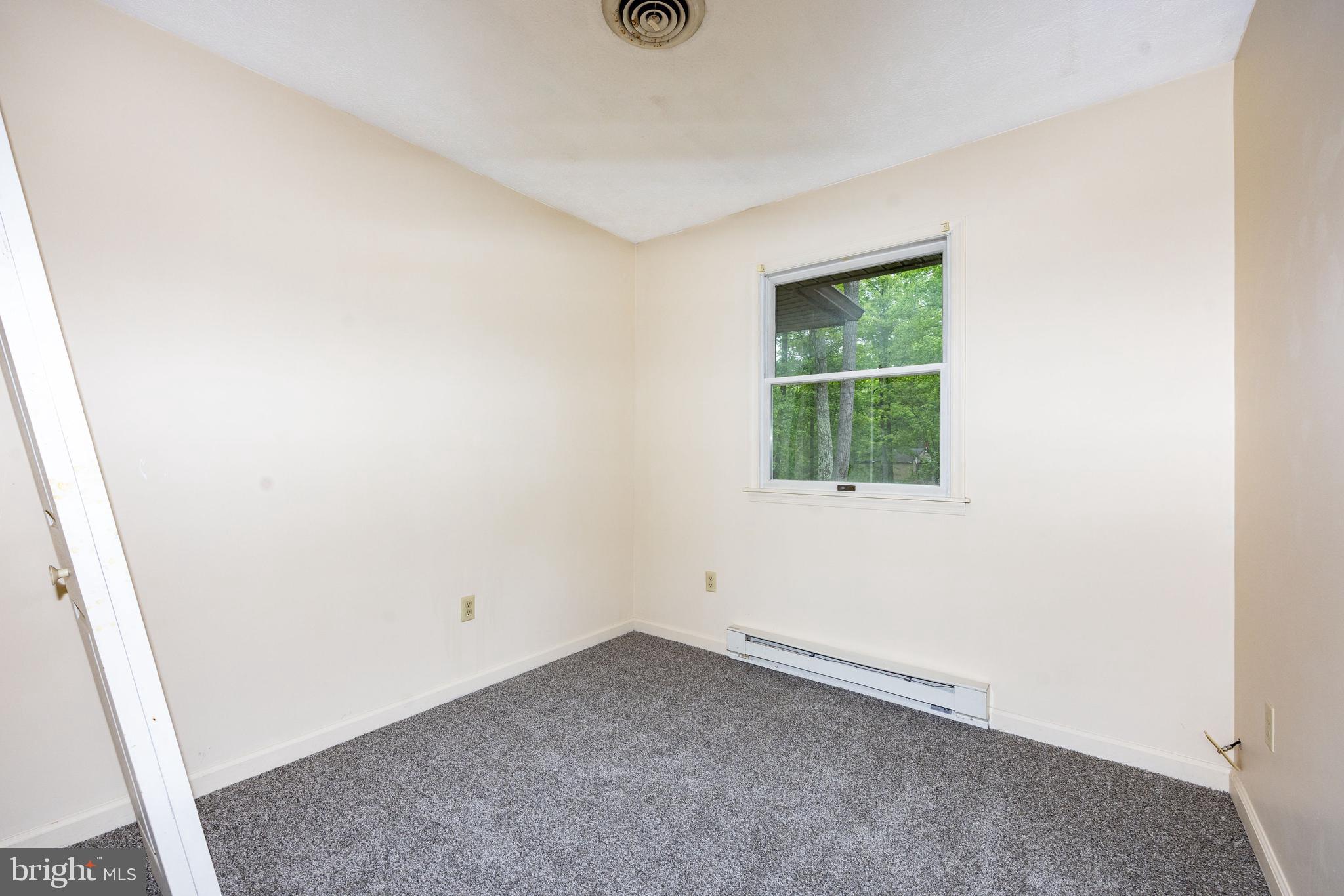 GLENWOOD FOREST - Residential